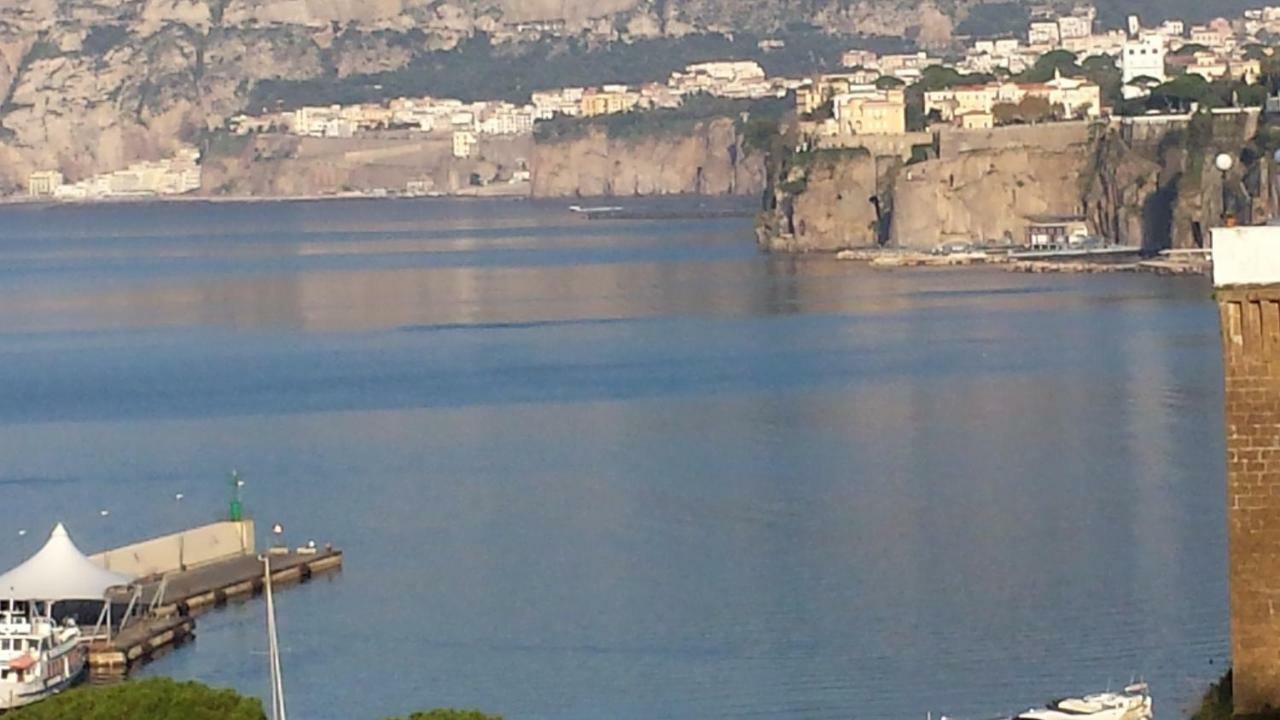 Metahome Sorrento 外观 照片